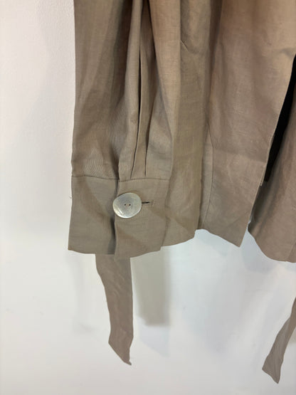 ZARA. Sobrecamisa beige lino