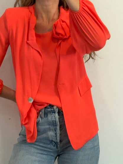 CONCHITA SAINZ. Conjunto Rojo fluido