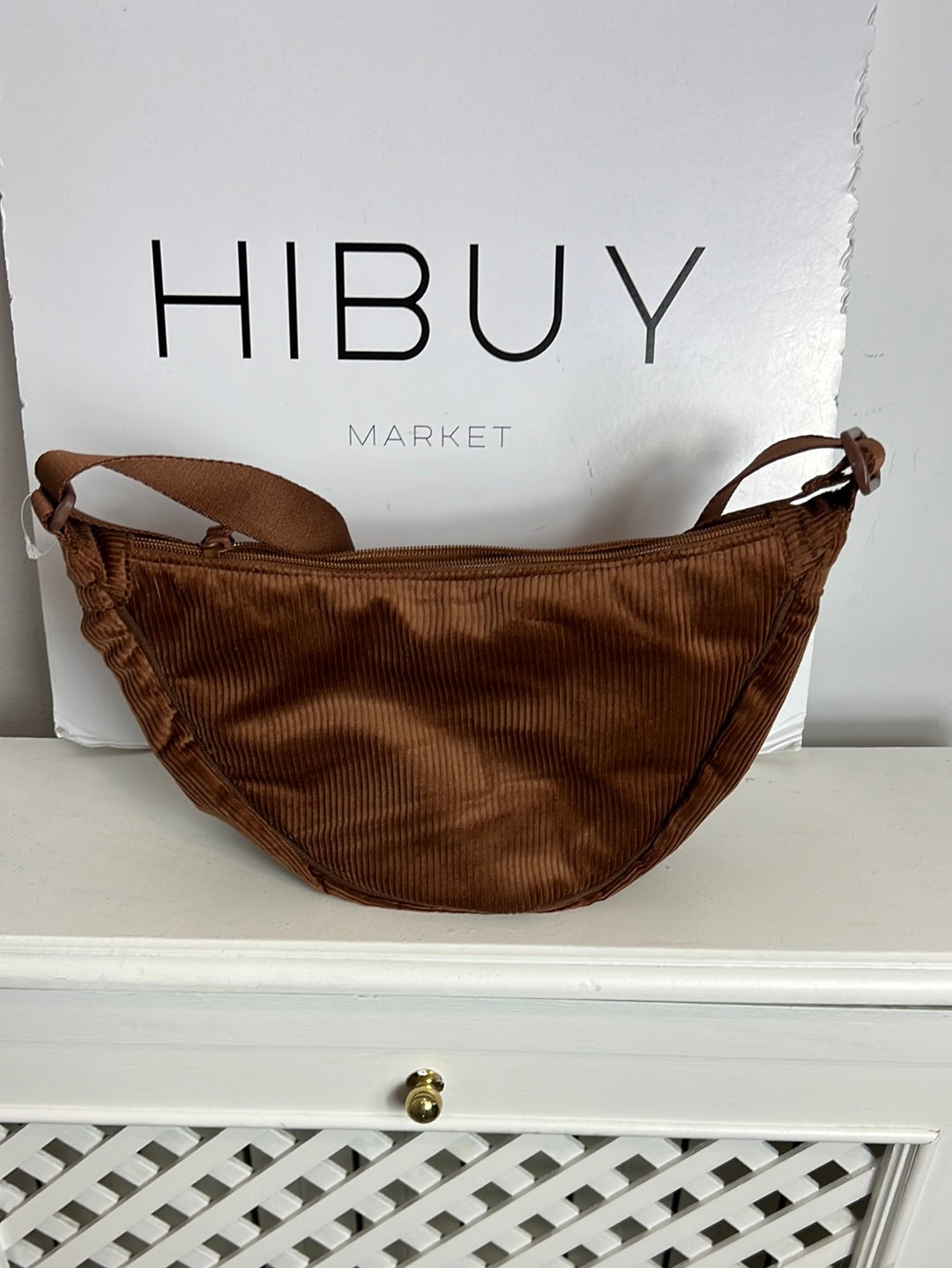 UNIQLO. Bolso lona marrón asa regulable