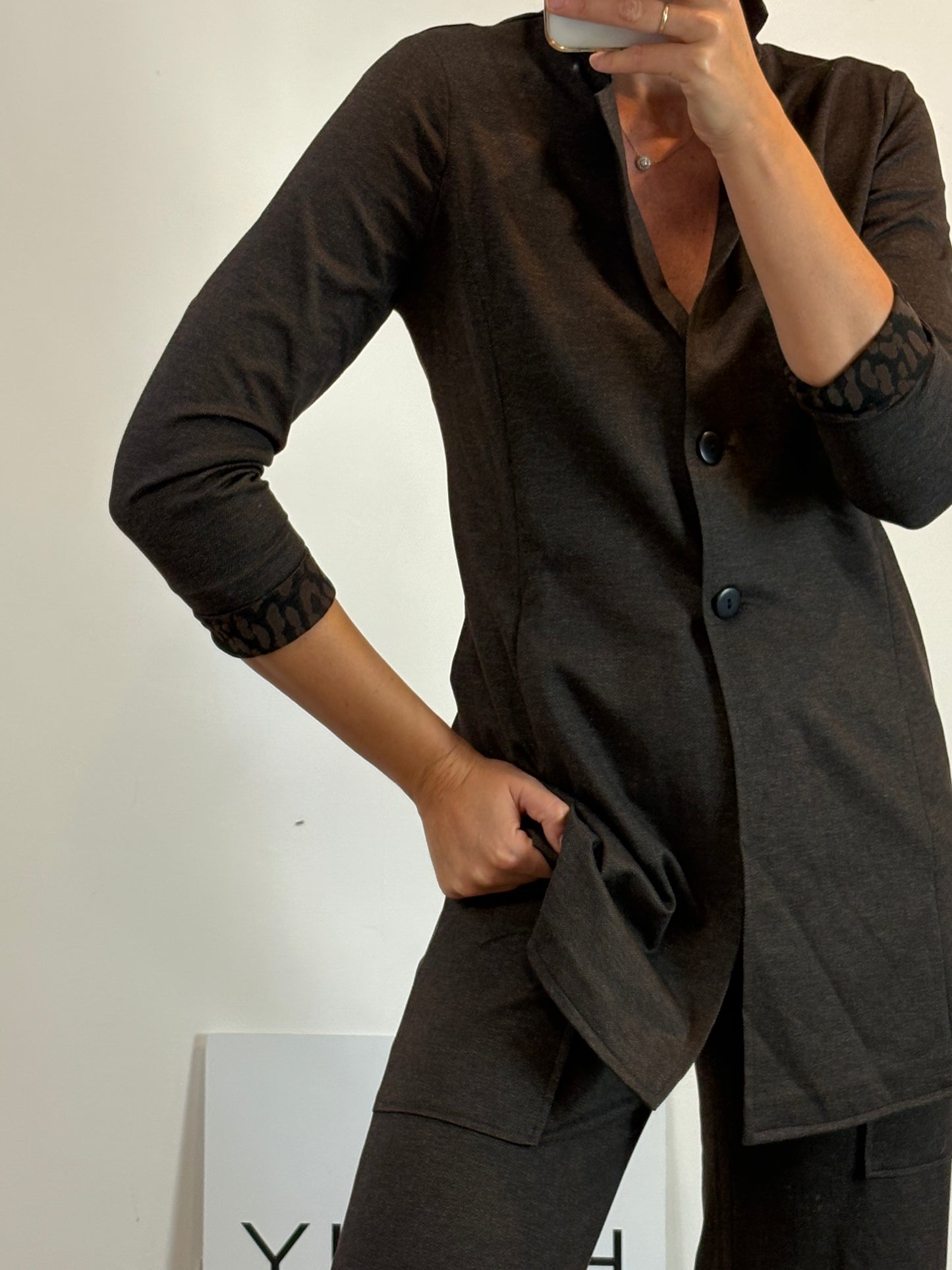 ERRE. Chaqueta marrón espiga  3/4