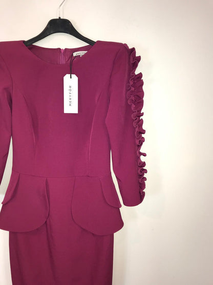 MERYFOR. Vestido midi rosa oscuro detalle mangas