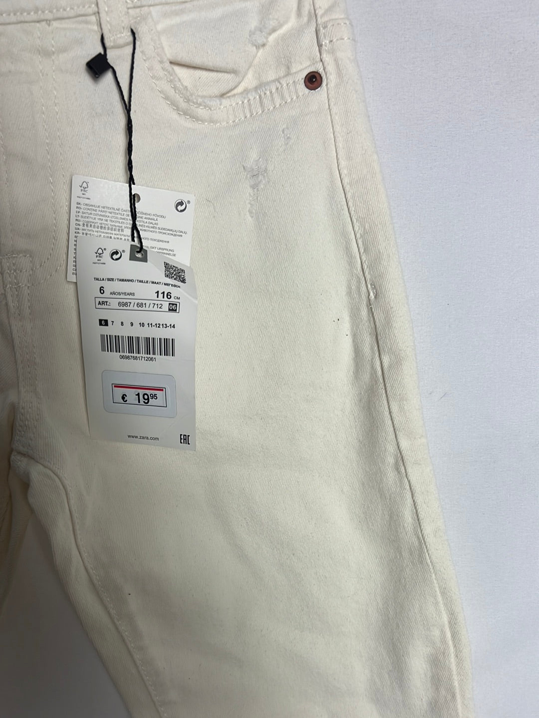 ZARA. Off-white denim trousers, size 6