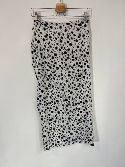 ZARA. Falda midi estampada T.s