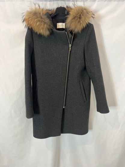 SANDRO. Trenca gris con pelo en capucha T.38