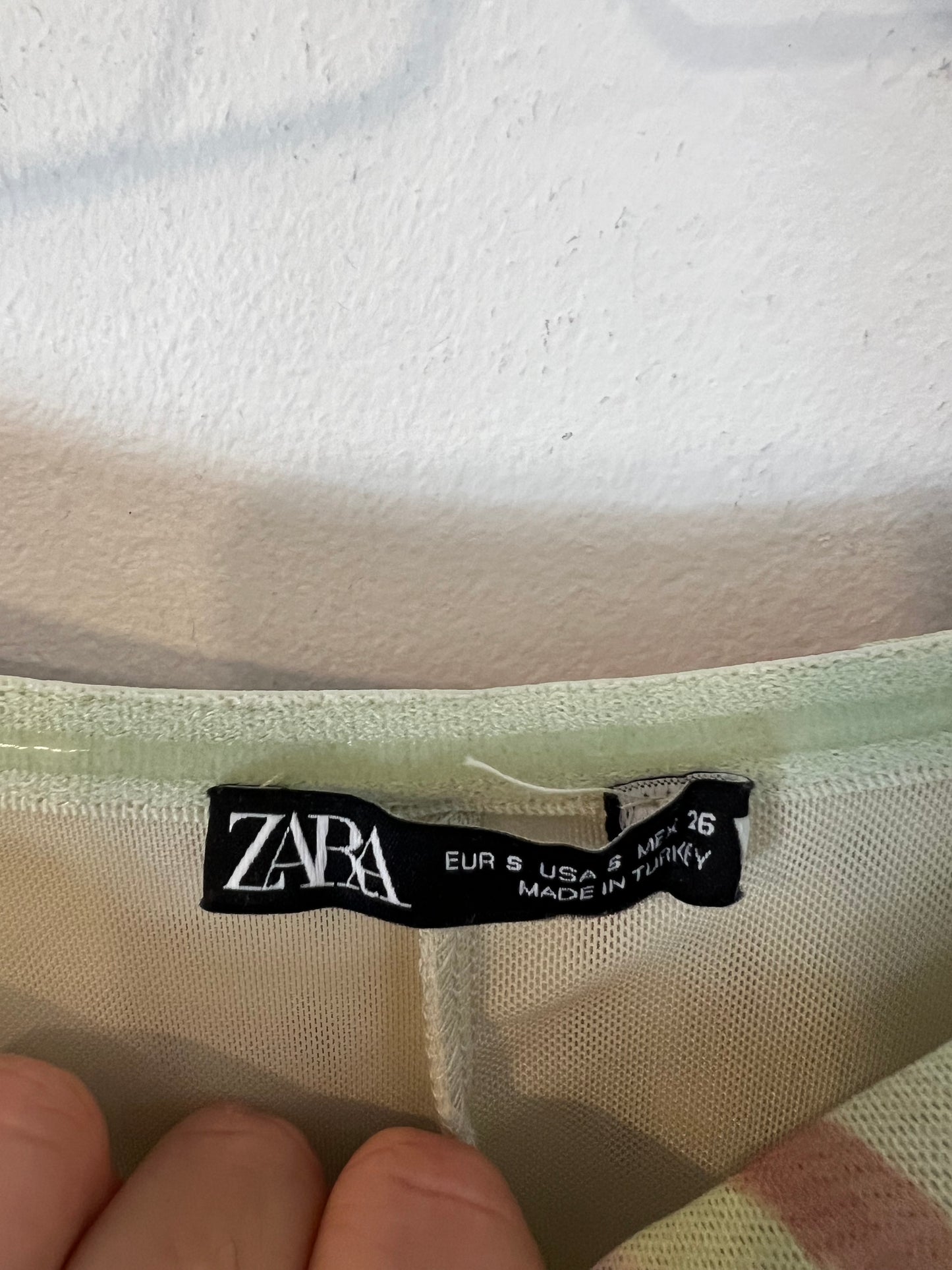 ZARA. Vestido midi tul ondas. T S