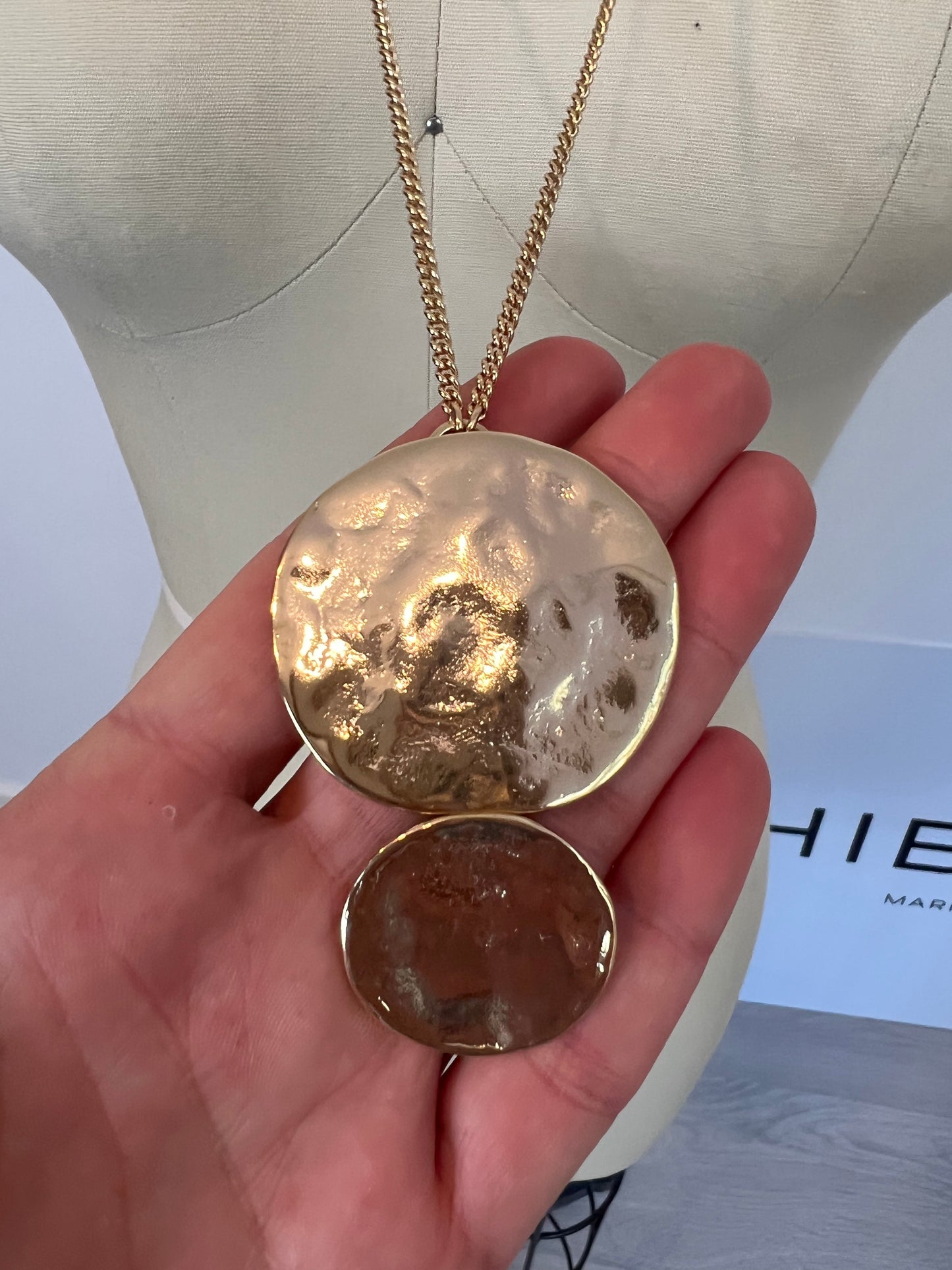 OTHERS. Golden Circles Necklace