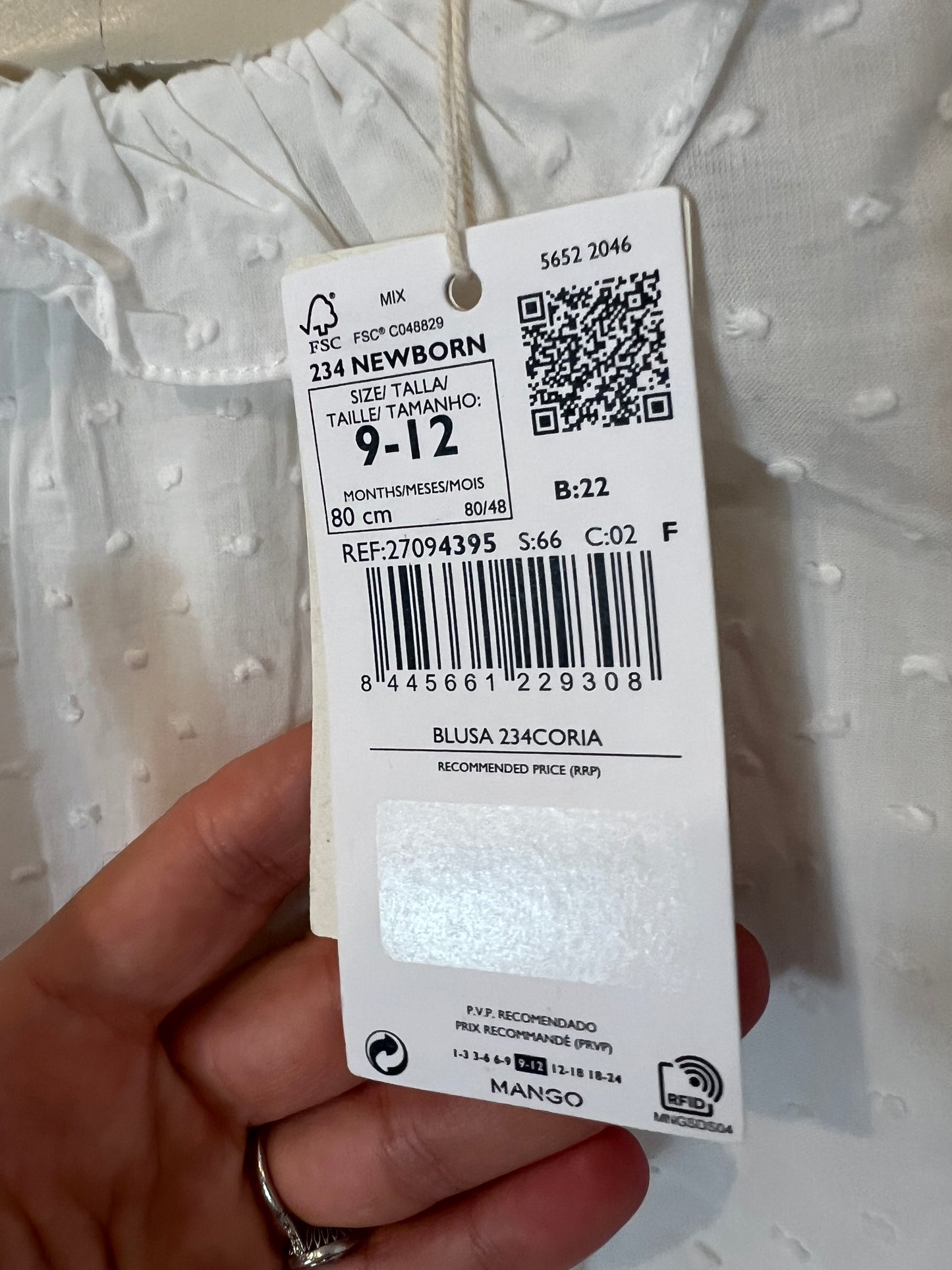 MANGO. Blusa plumeti blanca. T 9-12 meses