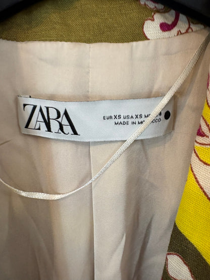 ZARA. Blazer estampada lino y algodón