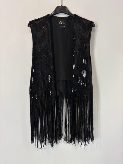 ZARA. Chaleco negro lentejuelas