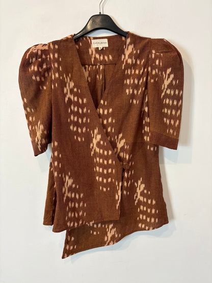 CHERUBINA. Total look top y pantalón lazada