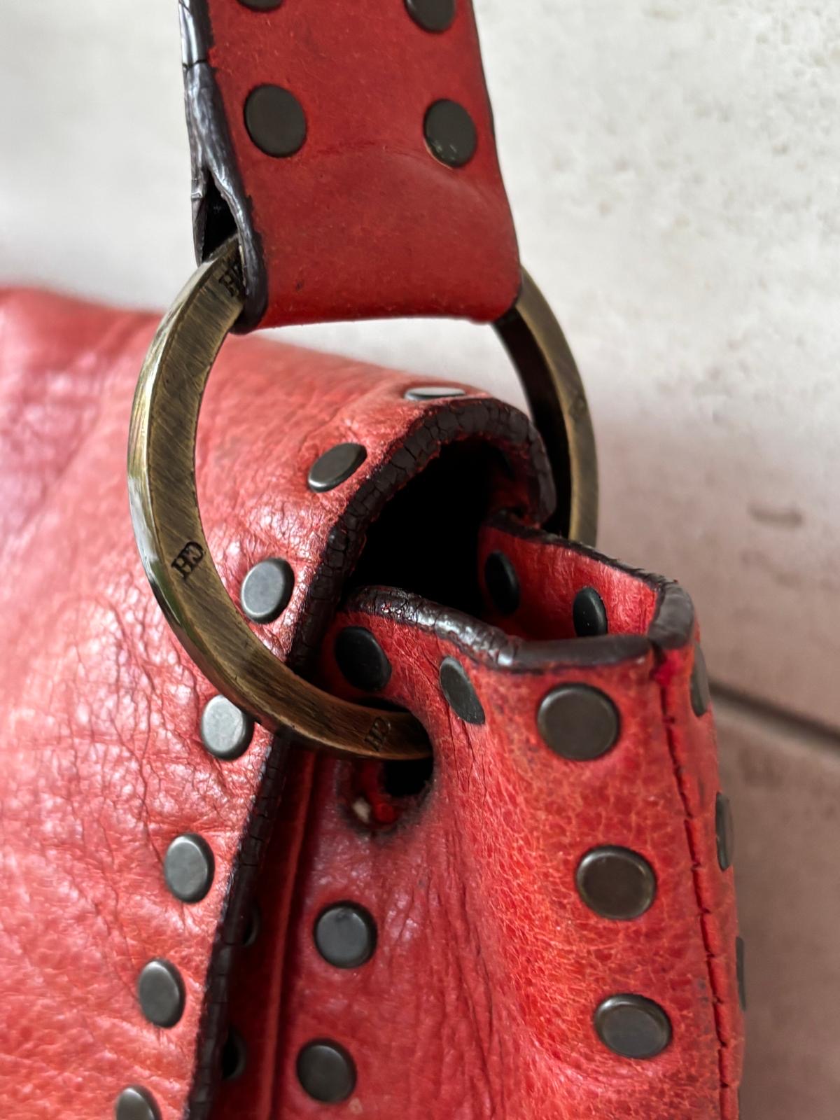 CAROLINA HERRERA. Bolos de hombro rojo tachuelas vintage