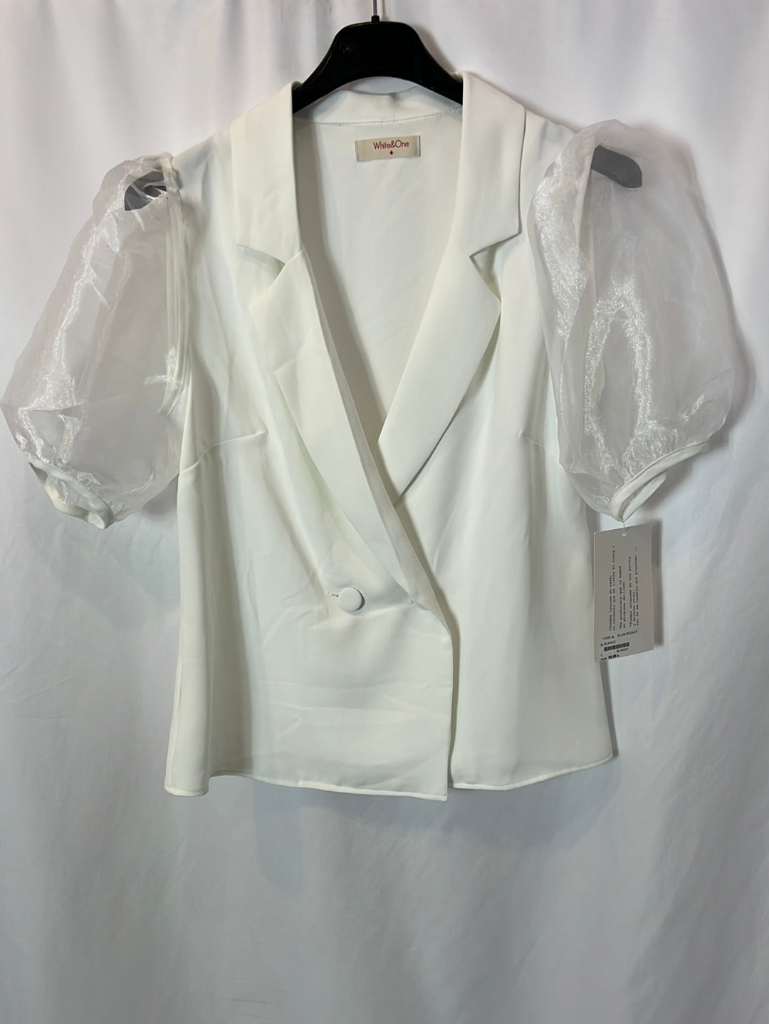 WHITE&amp;ONE White blouse with Tl sleeves