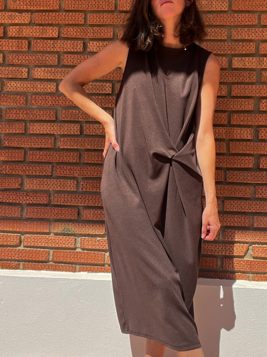 ZARA. Vestido marrón detalle delantero  T.m