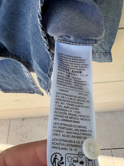 LEVI´S. Camisa denim fluida