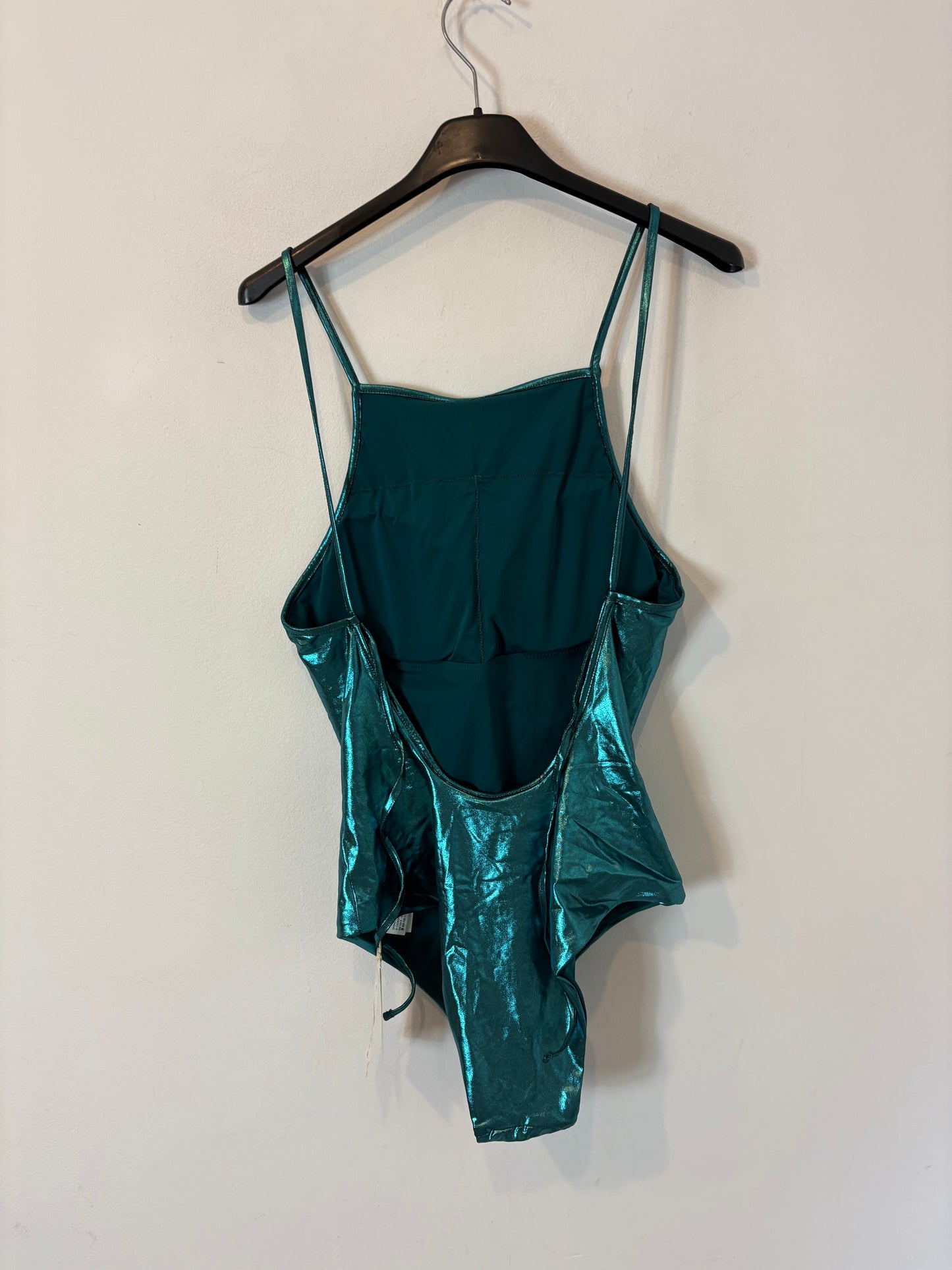 OYSHO. Bañador halter metalizado. T M