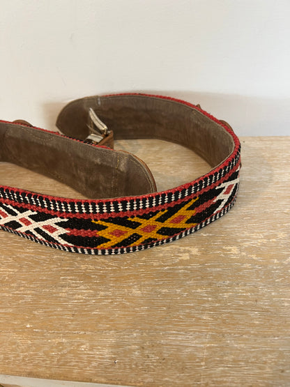 OTHER. Embroidered belt with leather details. TS