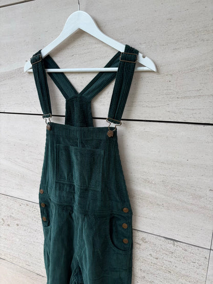 MILLDRED. Mono largo pana en verde