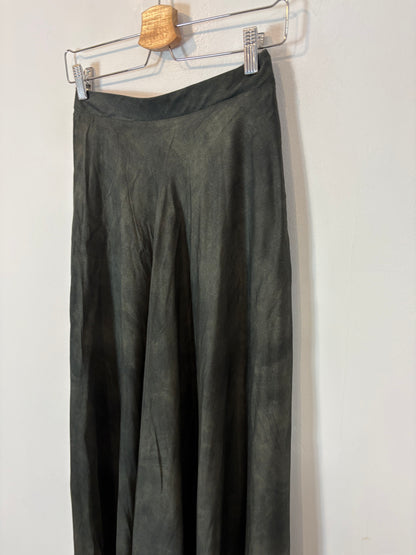 RONUALDA. Falda larga fluida