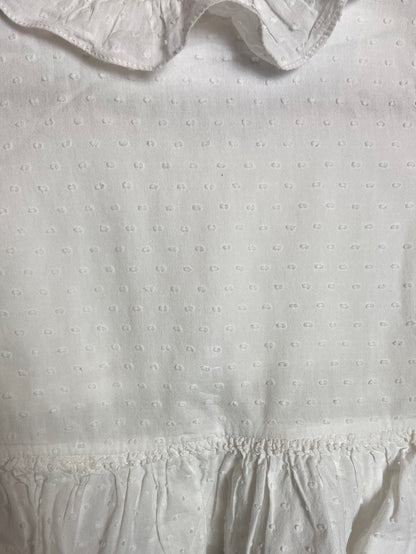 OTHERS. White plumeti blouse with ruffle. Size 12 months