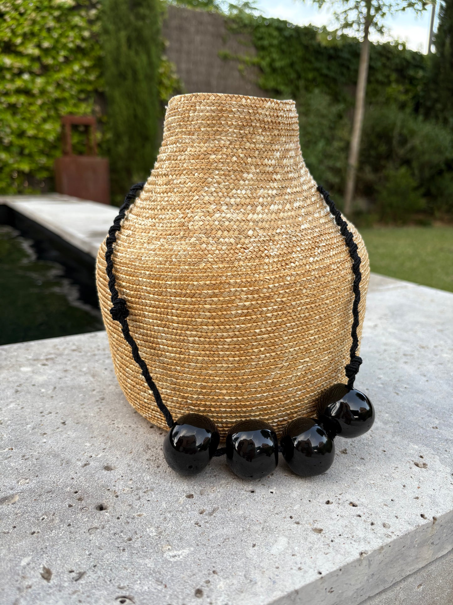 ELIURPI. Handmade ball bag