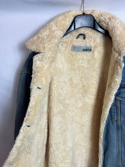 TOPSHOP. Shearling denim jacket. T 38