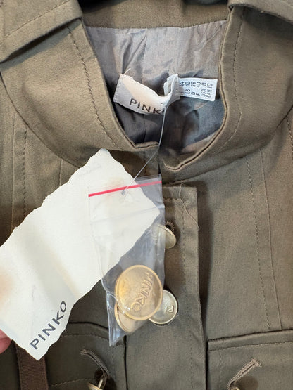 PINKO. Chaqueta verde bolsillos