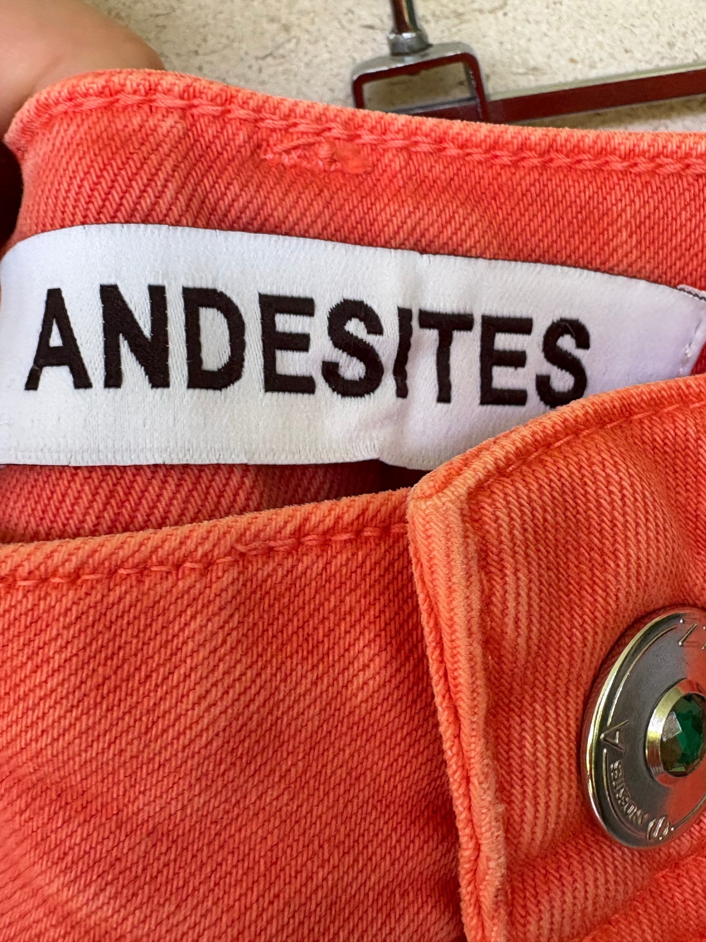 ANDESITES. Denim pata ancha coral. T 36