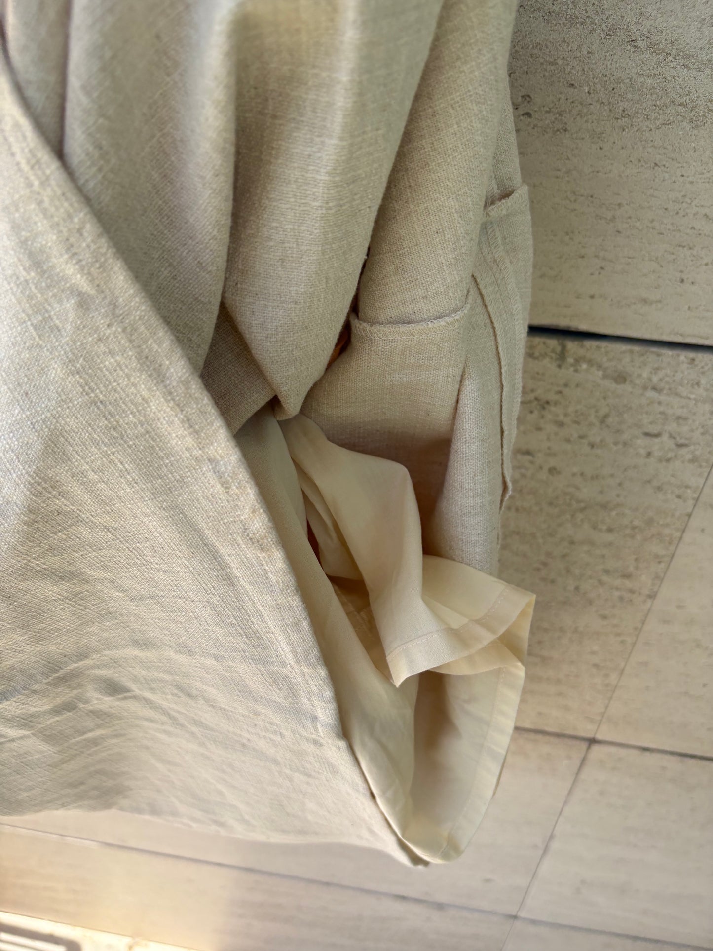 IQ COLLECTION. Beige embroidered Ts dress