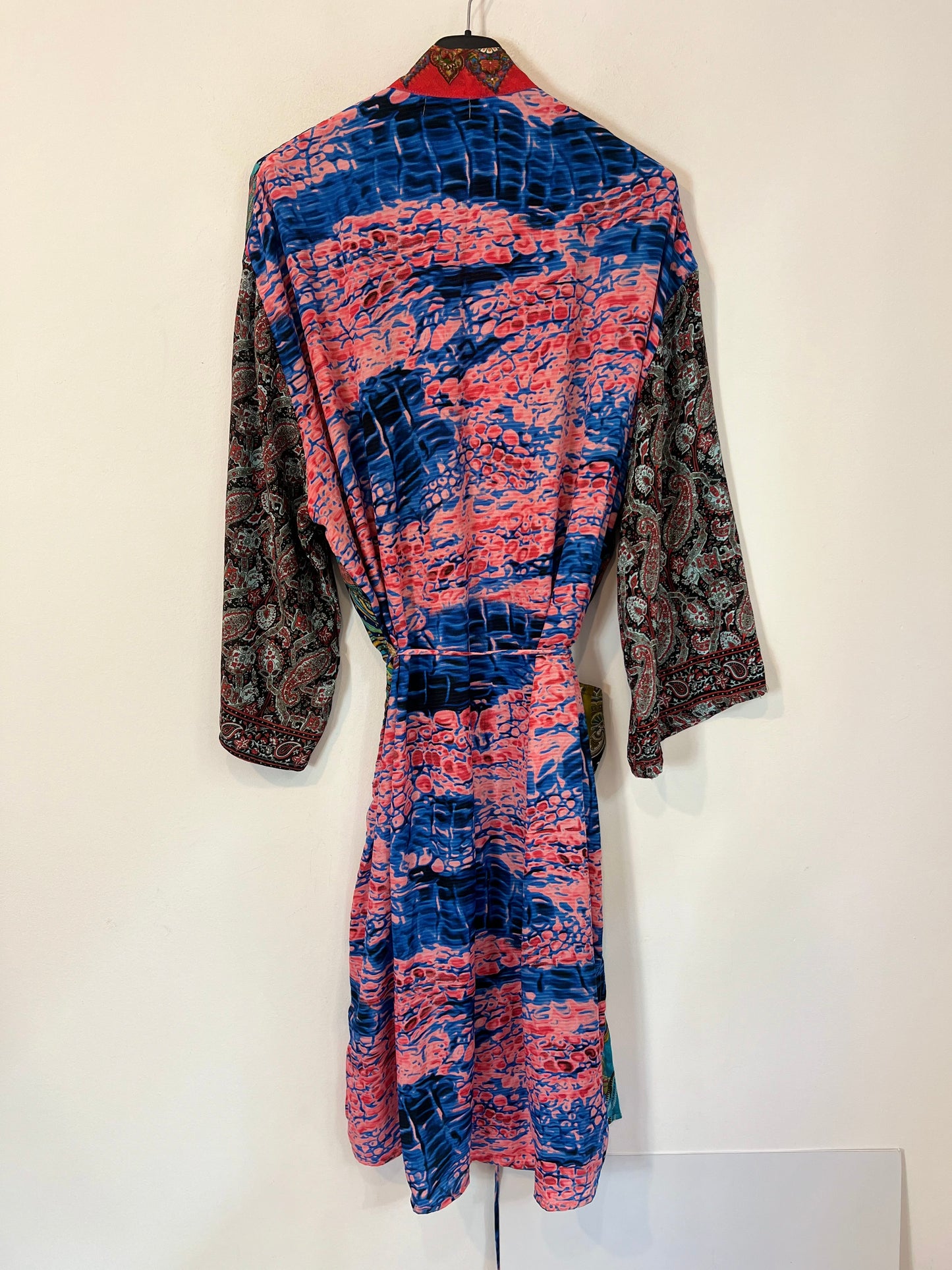 DEEPTI  S.C. Kimono fluido estampado con seda  Tu(s/m)