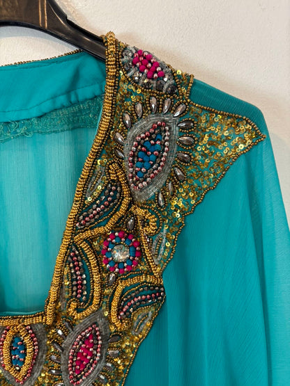Kaftán azul turquesa escote pedreria