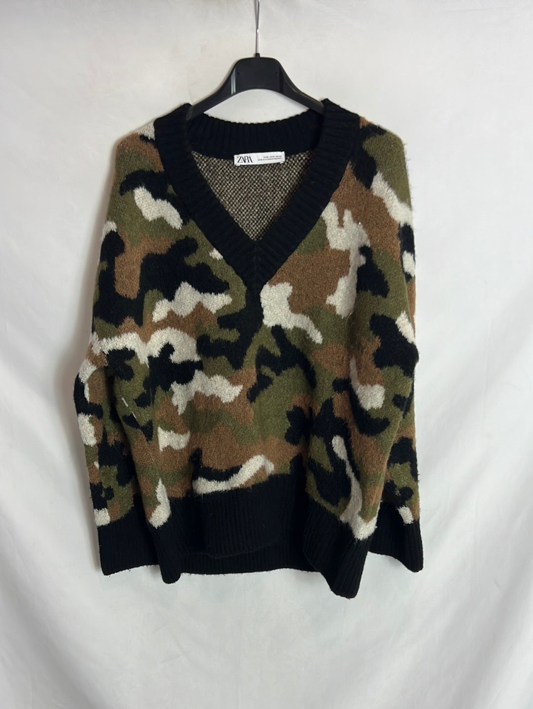 ZARA. Jersey camuflaje T.s