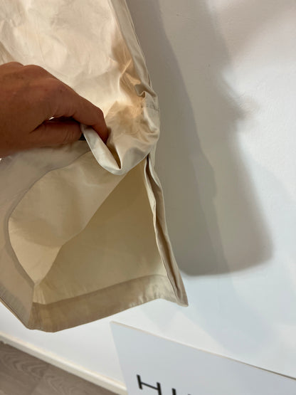 ZARA. Pantalones beige efecto falda. T S