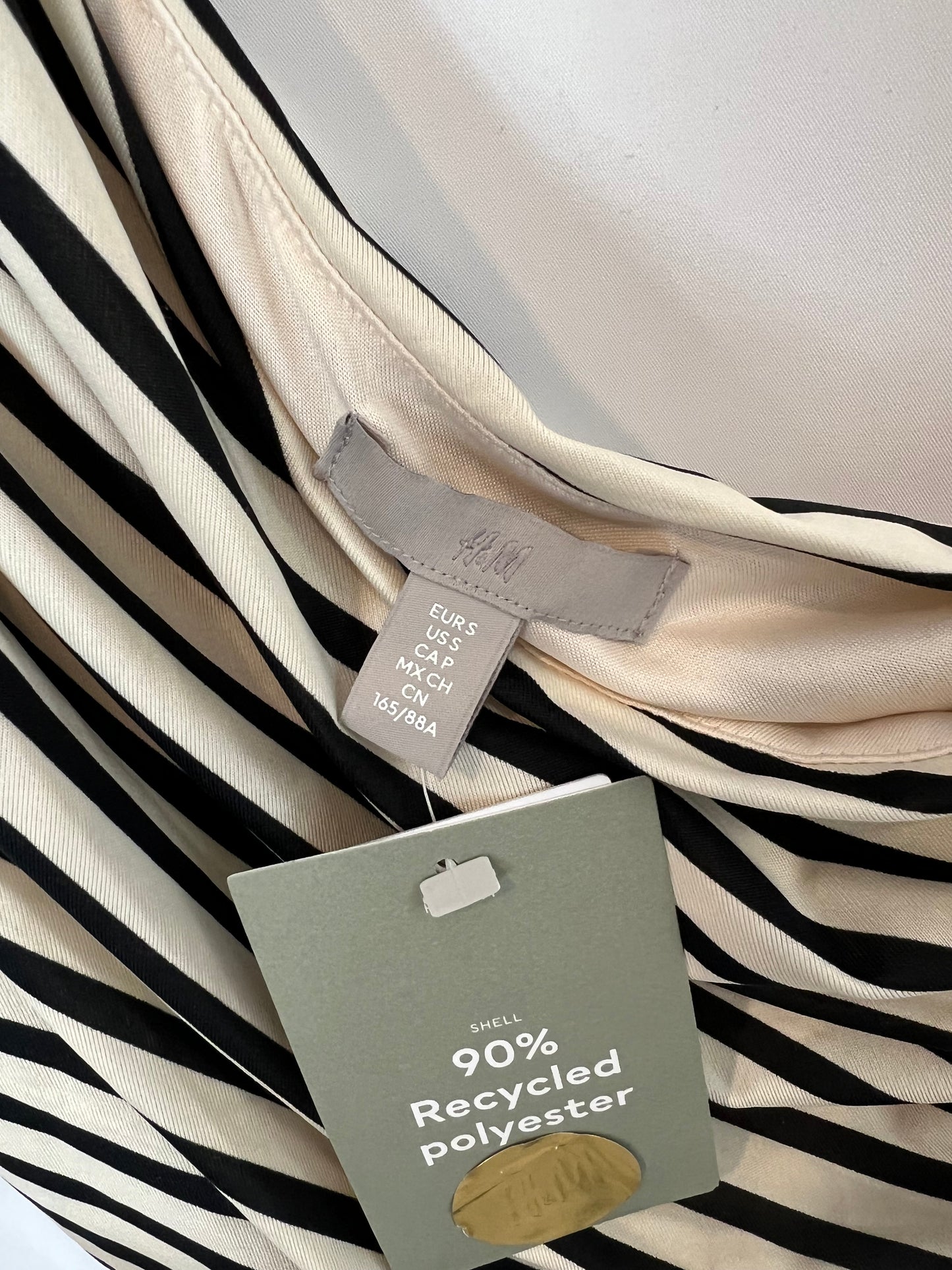 H&M. Top asimétrico rayas T.s