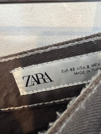 ZARA. Dark brown denim with seams. Size 32