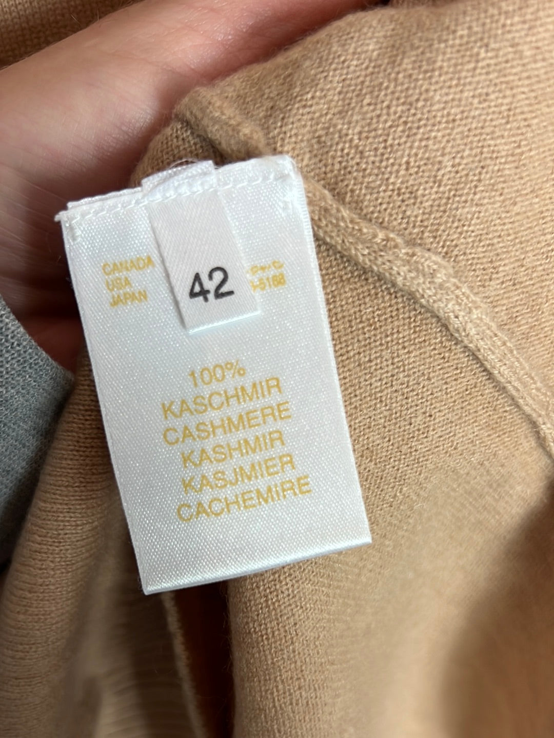 ESCADA. Jersey camel cashmere. T 42