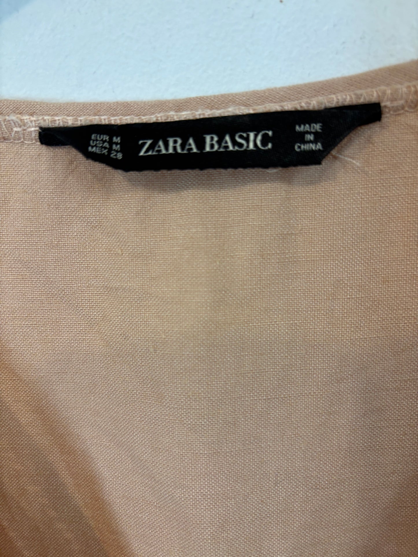 ZARA. Top maquillaje detalle manga. T M