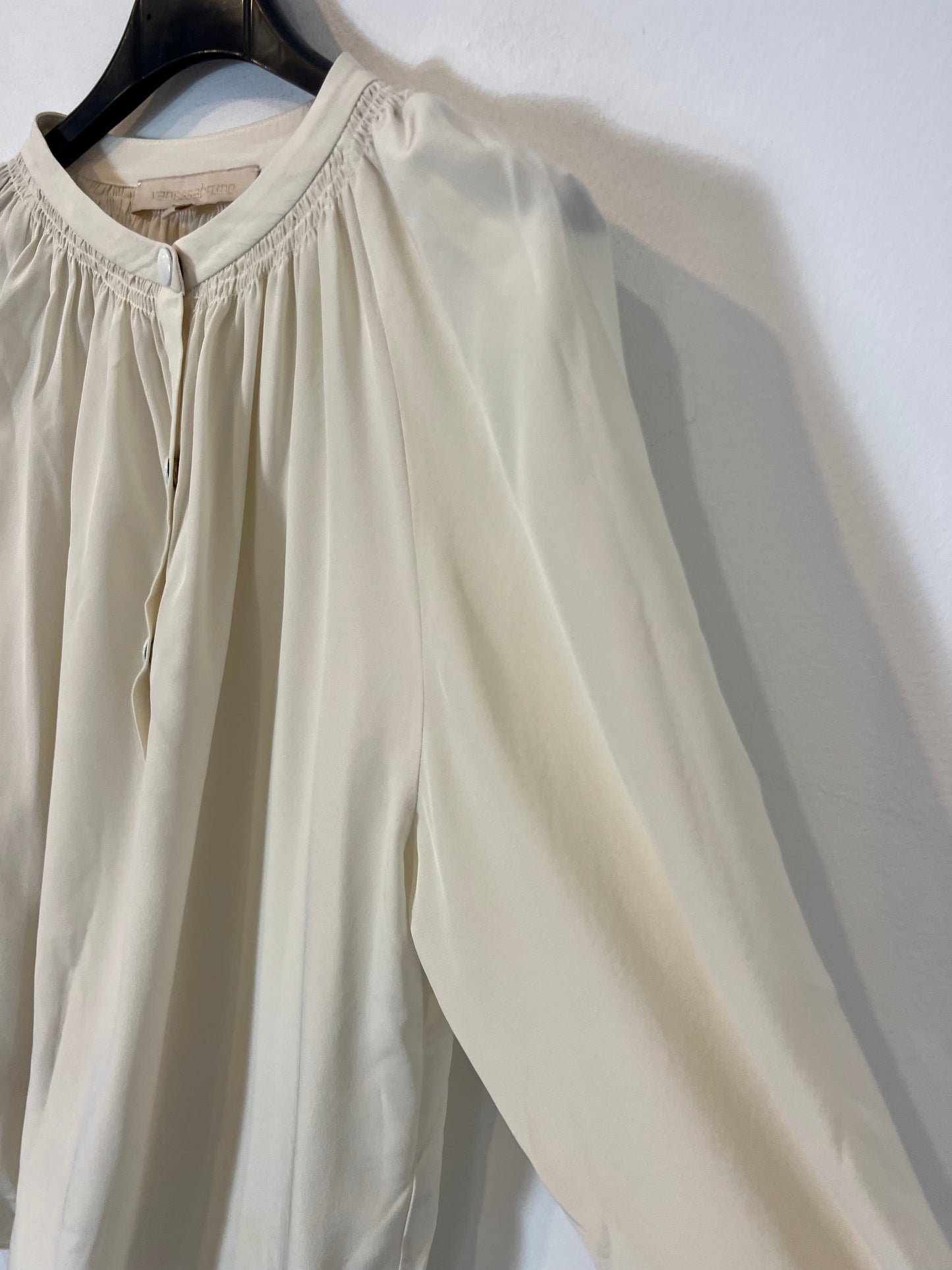VANESSABRUNO. Beige silk blouse T.36