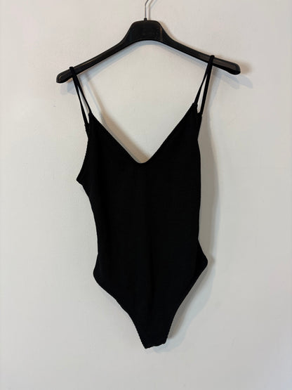 MANGO. Bañador negro textura. T S