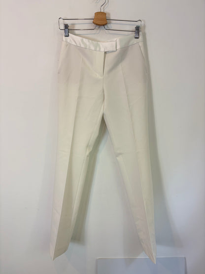 ZARA. Pantalón blanco pinzas cintura satinada. T XS