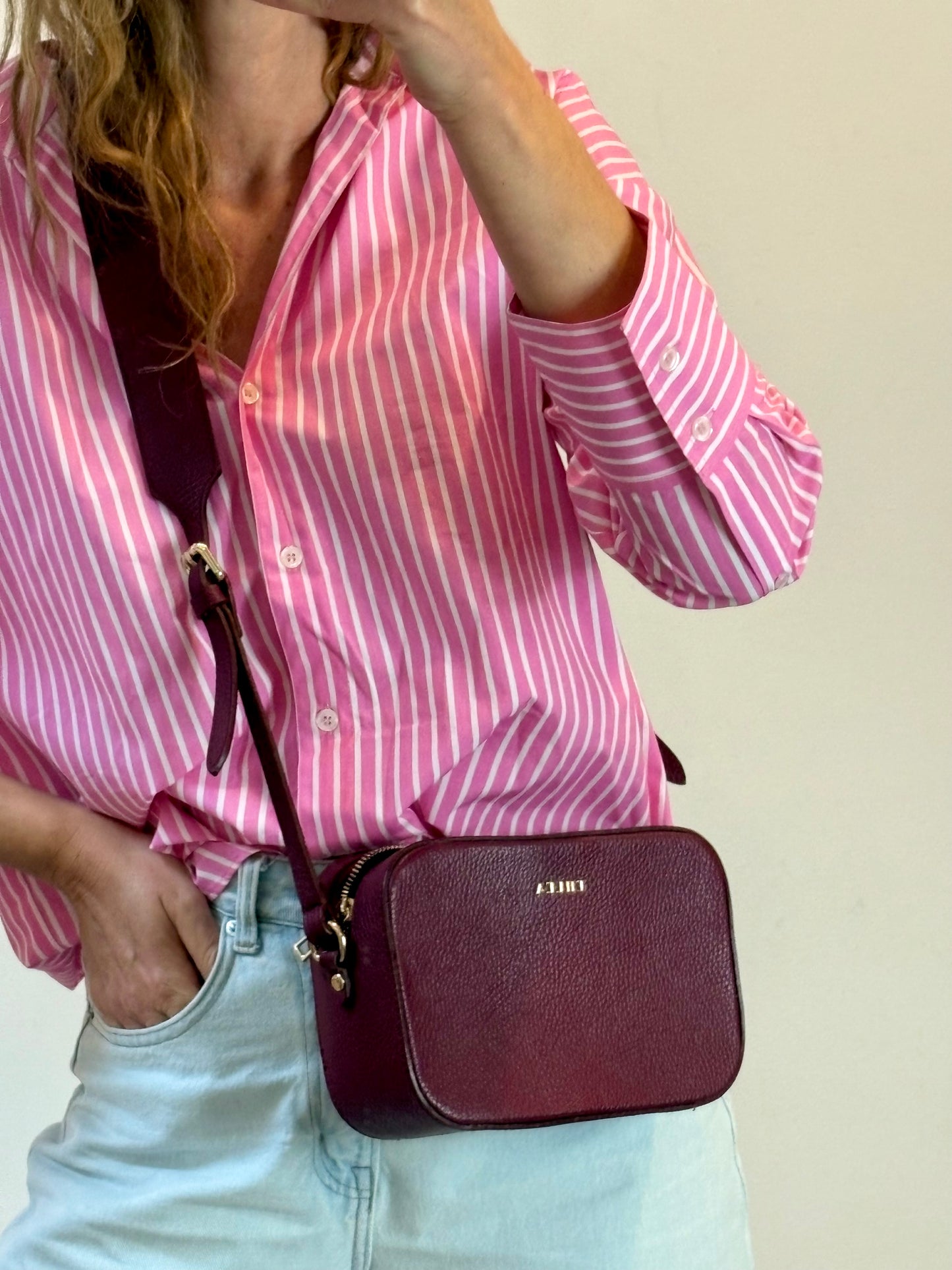 EHLEA. Bolso piel burdeos