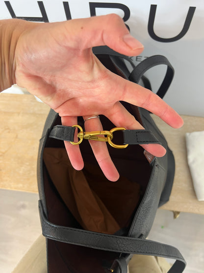 TINTORETTO. Bolso negro efecto piel