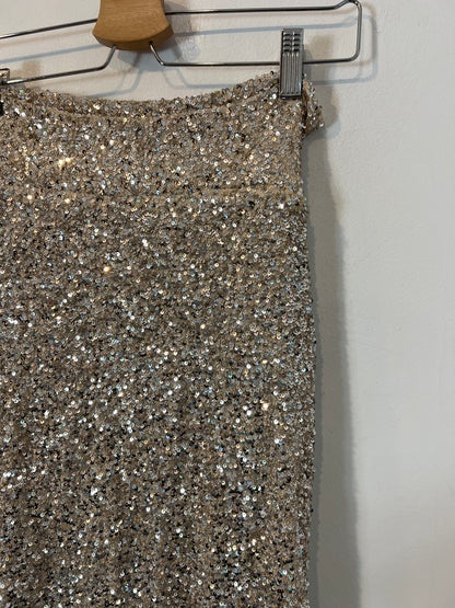 NEVER FULLY DRESSED. Falda midi lentejuelas