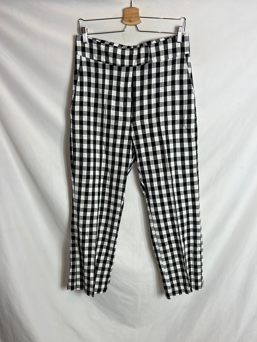 SFERA. Textured gingham trousers. Size 42