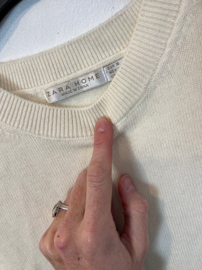 ZARA HOME. Top lana color crudo