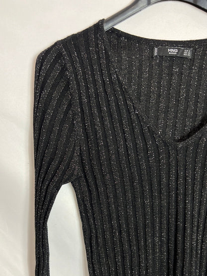 MANGO. Black ribbed sweater. TS