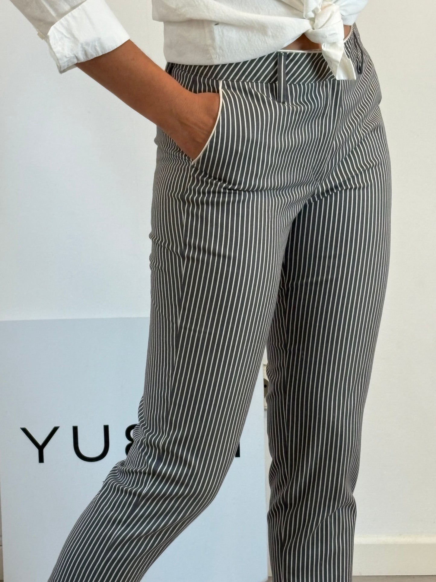 THE EXTREME COLLECTION. Striped cotton trousers. Size 40