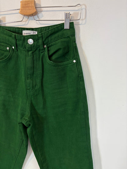STRADIVARIUS. Denim verde cintura alta. T 34