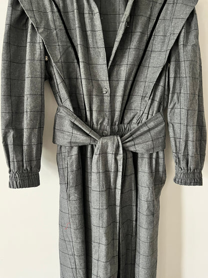 MARIETH. Mono gris cuadros