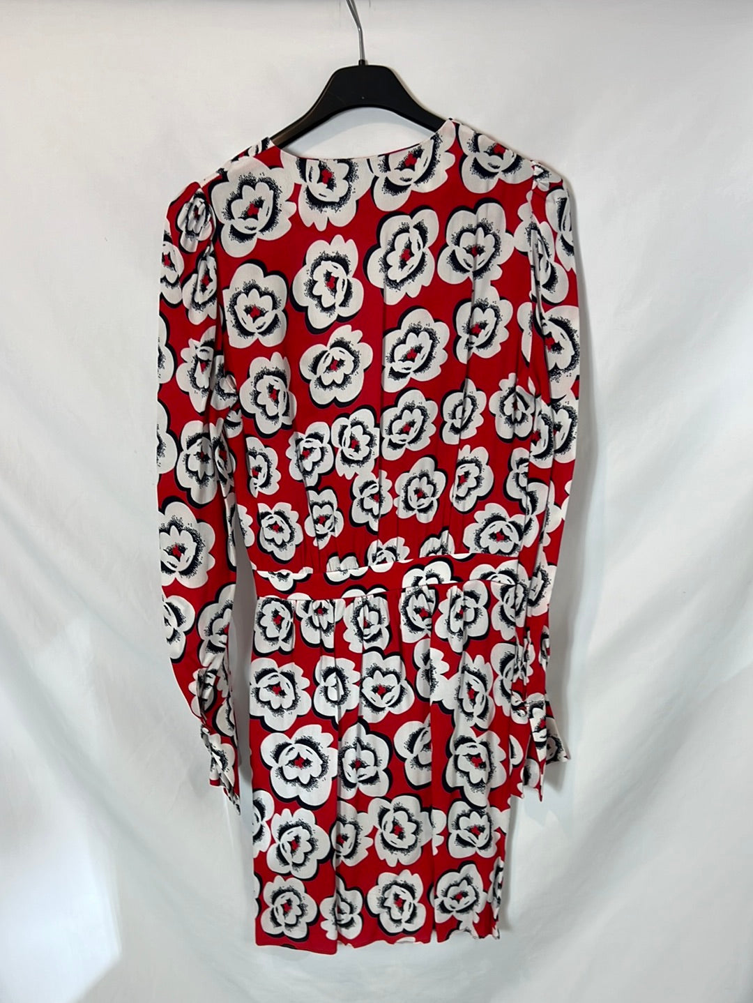 TARA JARMON. Vestido corto rojo flores. T 36