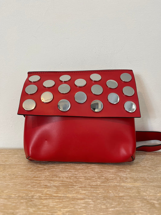 &OTHER STORIES. Riñonera tachuelas